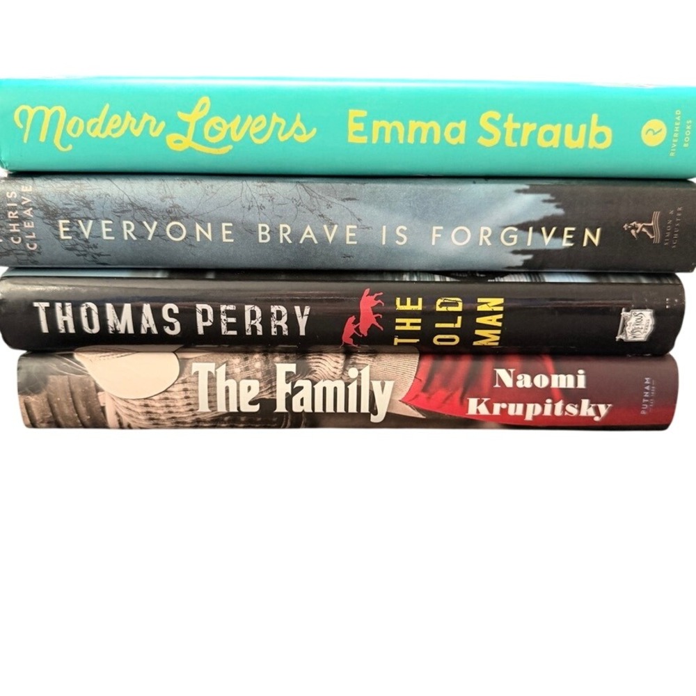 Hardcover Fiction Book Lot Bestsellers Modern Lovers The Old Man The Family Ever